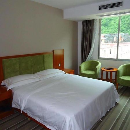 5 Yue Hotel Цзючжайґоу Екстер'єр фото